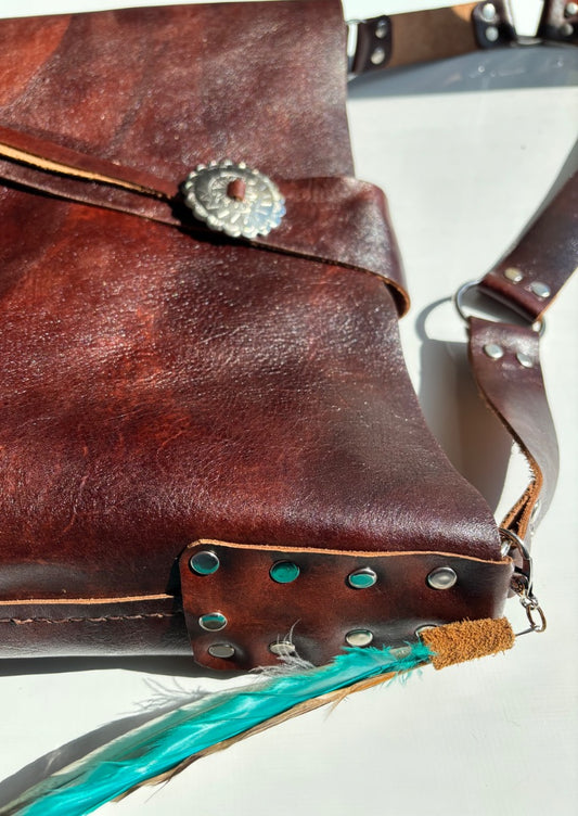 Beautiful Handmade Brown Leather Tote – Western Design with Silver Concho & Feather Tassel