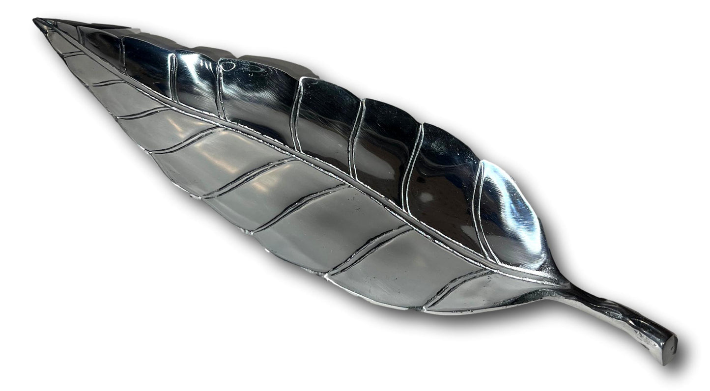 Leaf-Shaped Pewter Tray – Nature-Inspired Accent Dish