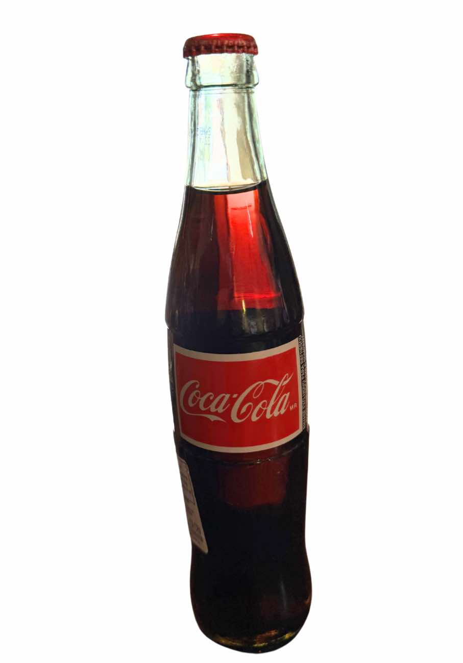 Refreshing Beverage in Glass Bottles – A Thirst-Quenching Experience C
