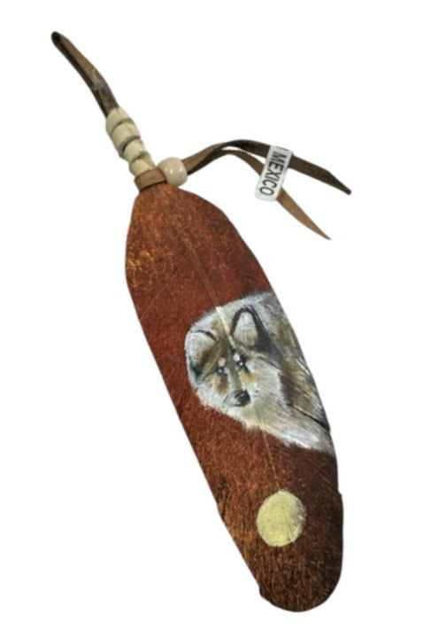 Vivid Hand-Painted Feather Art – Nature and Native Tradition Combined