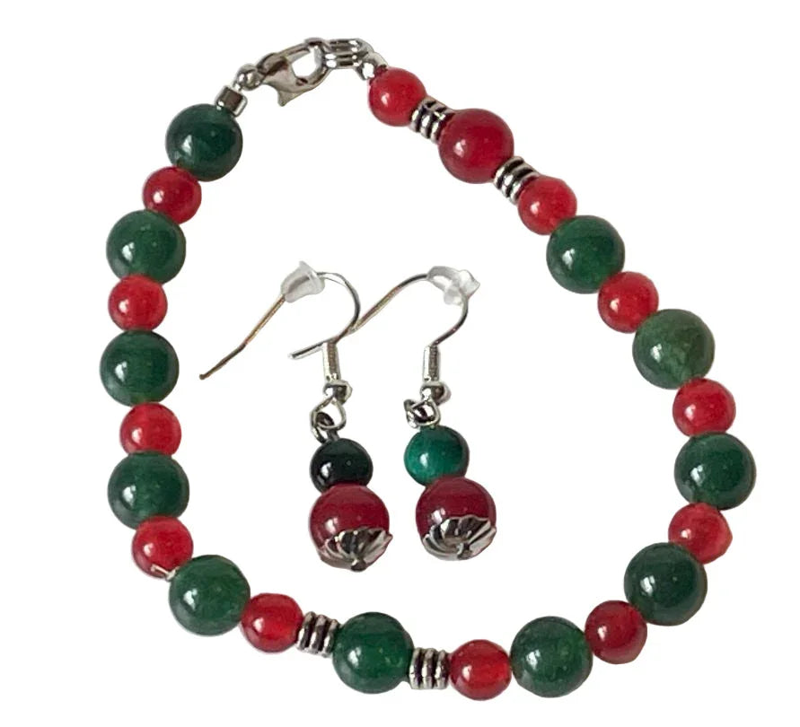 Red and green jade bracelet and earrings set by Sylvia Leroux, 7-inch jewelry and accessories set featuring natural stone details.