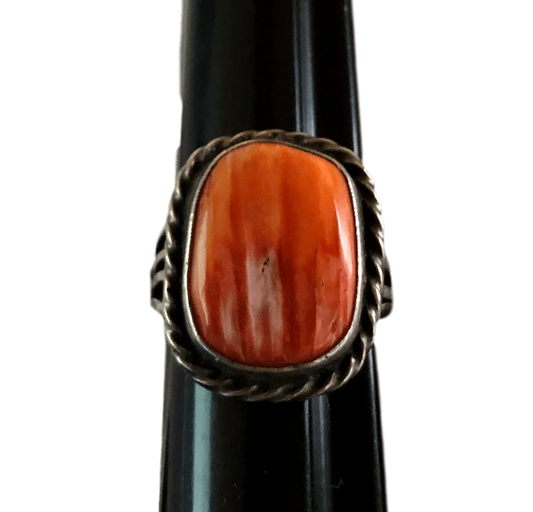 Native American Navajo Sterling Silver Ring with Spiny Oyster Gemstone Size 13 - Ysleta Mission Gift Shop