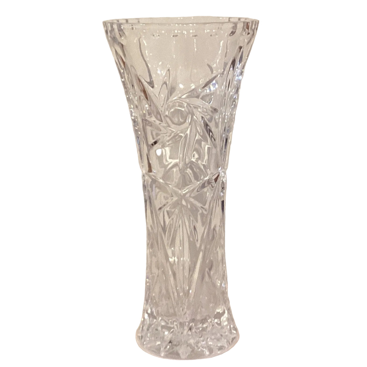 Crystal vase with a 6-inch cut design, featuring intricate patterns, perfect for home decor and floral arrangements.