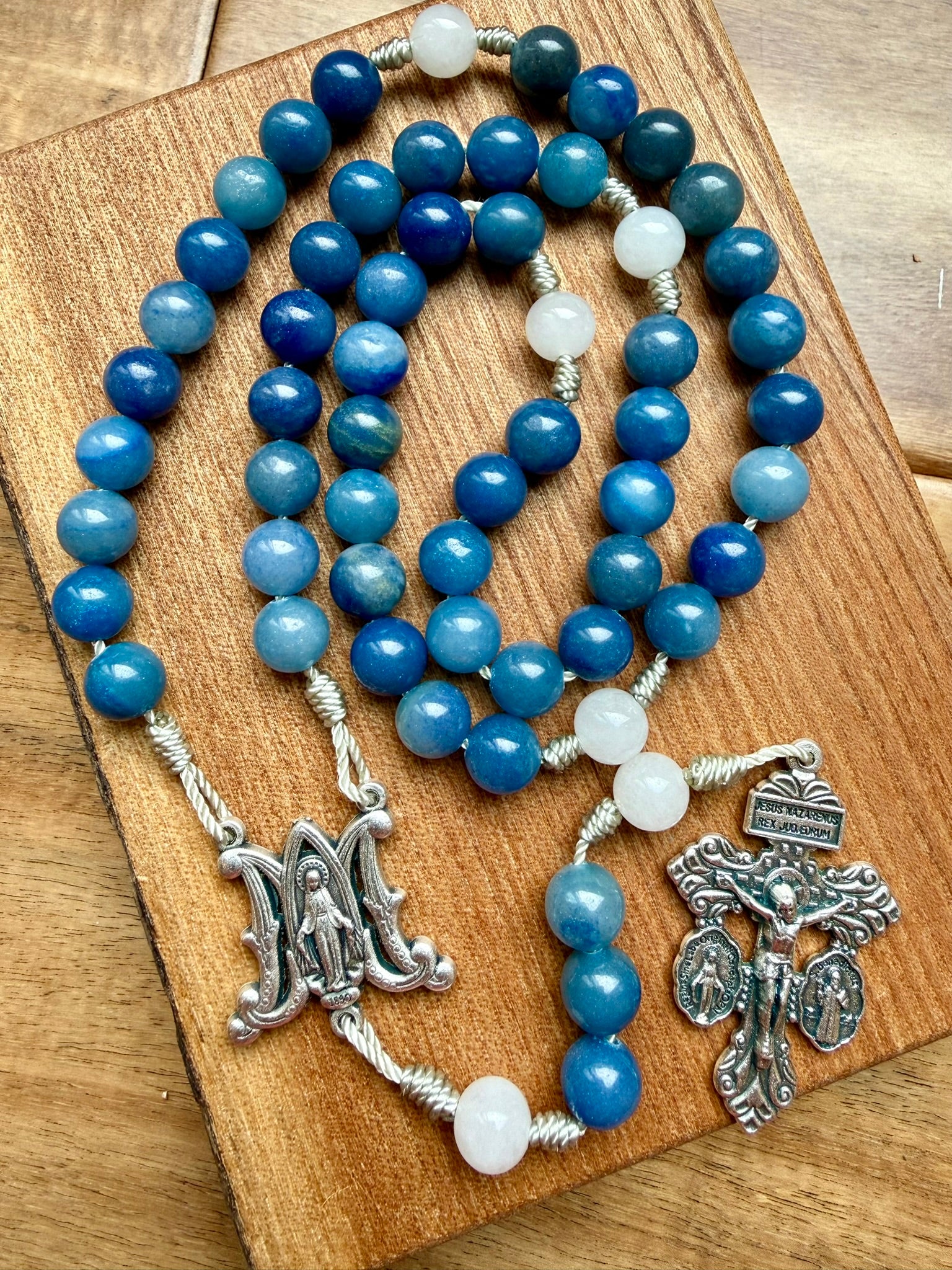 Blue aventurine Auspice Maria Catholic 5-decade rosary with beads and crucifix, featuring a religious centerpiece and silver accents.