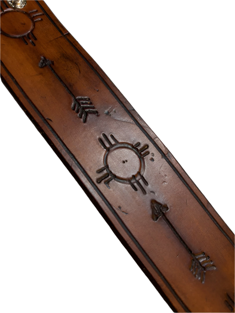 Brown Leather Men's Bracelet – Sun and Arrow Design