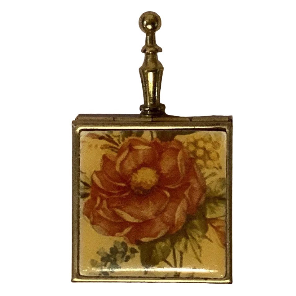 Vintage reusable 3-inch makeup compact with decorative design, from Ysleta Mission Gift Shop, ideal for home and garden decor.