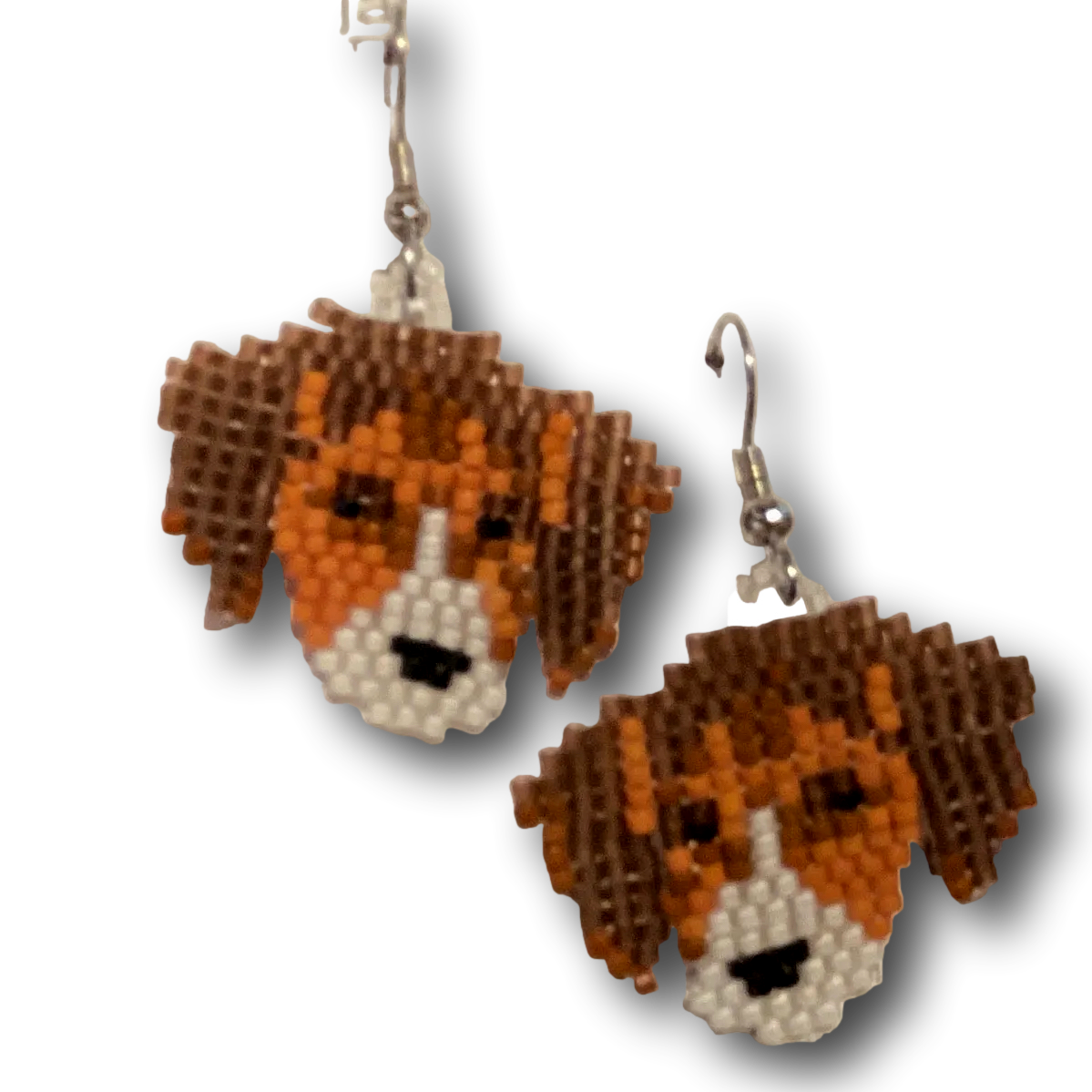 Handmade beaded beagle dog dangle earrings with hypoallergenic hooks, 1 inch long, crafted for jewelry and accessories.