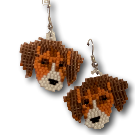 Handmade beaded beagle dog dangle earrings with hypoallergenic hooks, 1 inch long, crafted for jewelry and accessories.