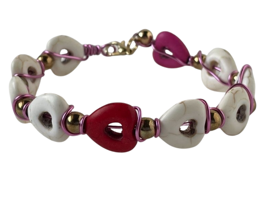 Bracelet Pink White Gold Pink Aluminum Wire Pink White Heart Shaped Reconstituted Glass Beads Gold Spacers 7.5 Inch from Sylvia Leroux