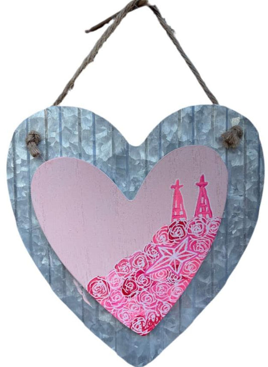 El Paso Pink Roses Metal Sign – Heart-Shaped Hand-Painted Plaque with Jute Cord