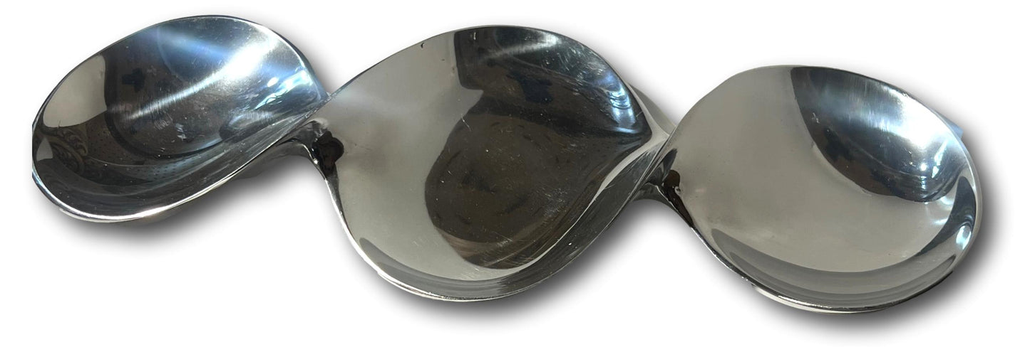 Infinity-Shaped Pewter Tray – Symbolic Catch-All Dish 11.5x 6"