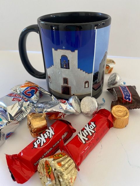 El Paso Landmark Coffee Mug with Chocolate Candies – Local Art Gift Set by Susan Wester Perez