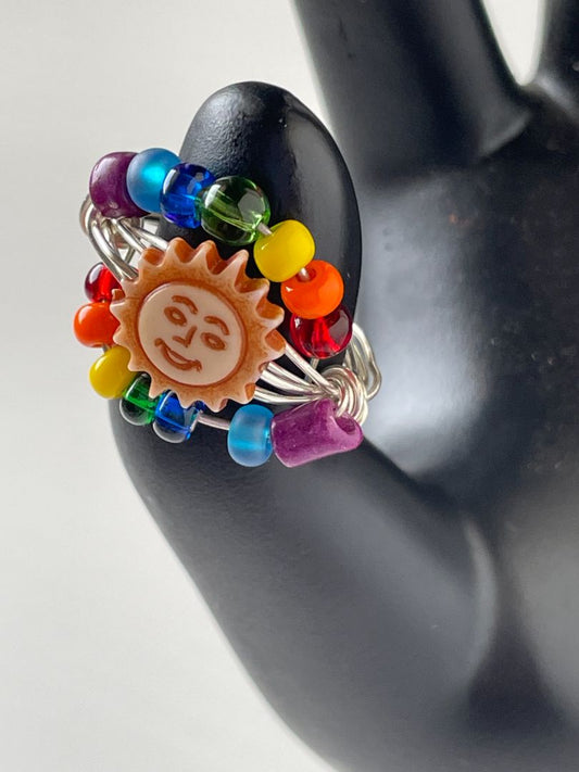 Ring Wire Beige Resin Sun Rainbow Seed Beads Size 7