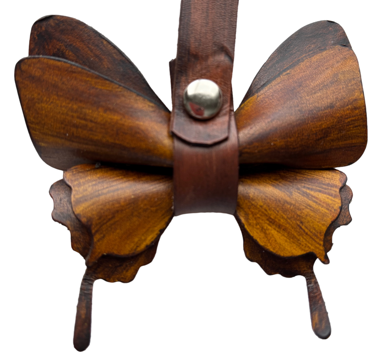 Brown butterfly tassel keychain by Consuelo Barraza, featuring a stylish leather tassel with butterfly design.