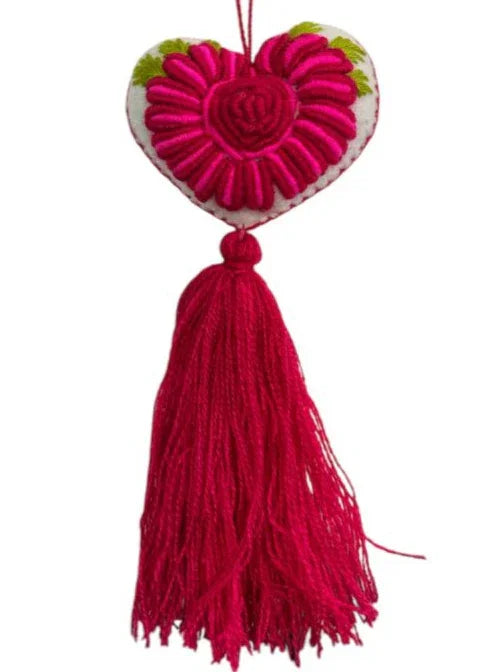 Handmade embroidered heart charm by Jose Alberto Chavez, Mexican textile ornament for bag accessories.