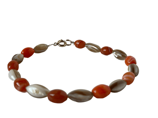 Orange Beige Shell Bead Bracelet - 7.5-Inch Oval Tear-Shaped Design