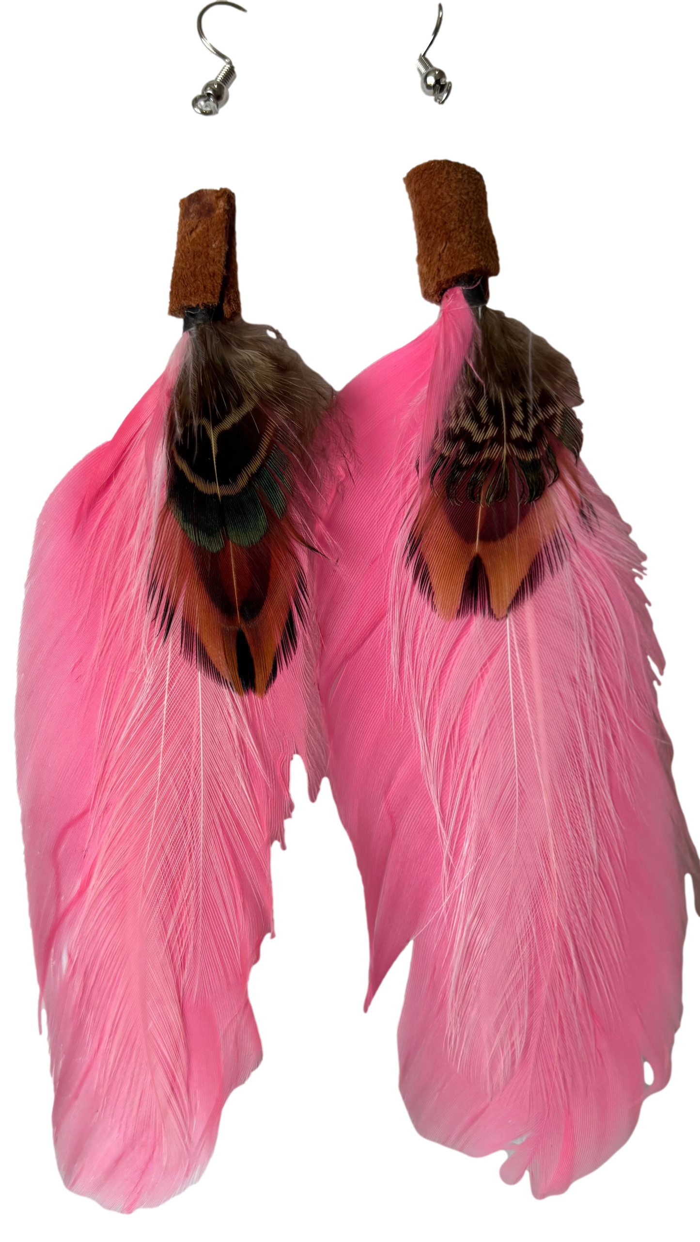 Pink feather earrings by Consuelo Barraza, elegant jewelry accessories with soft feather details for stylish wear.