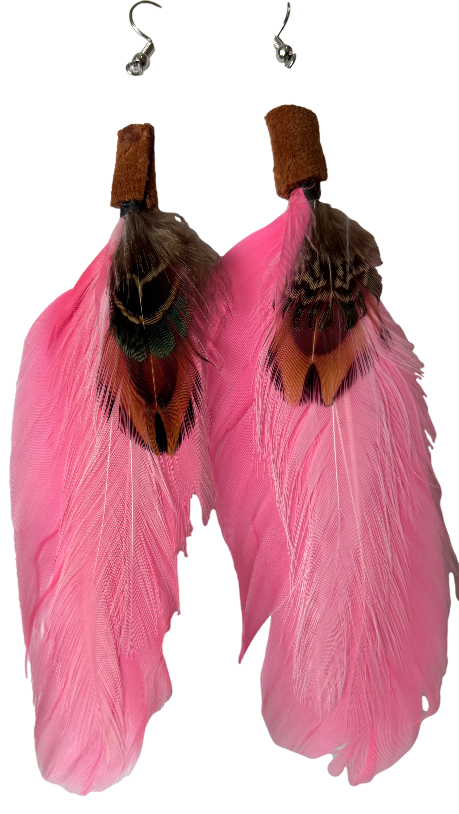 Pink feather earrings by Consuelo Barraza, elegant jewelry accessories with soft feather details for stylish wear.