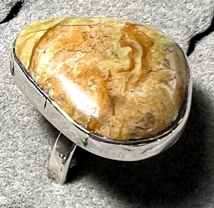 Serpentine Gemstone Ring – New Mexico Stone in Sterling Silver – Size 7 – Native Artisan Ray Duck Design - Ysleta Mission Gift Shop